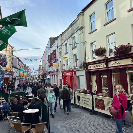 Wild Atlantic Way بيت للعطل *